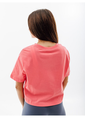 Розовая летняя женская футболка w nsw tee essntl crp icn ftr розовый Nike