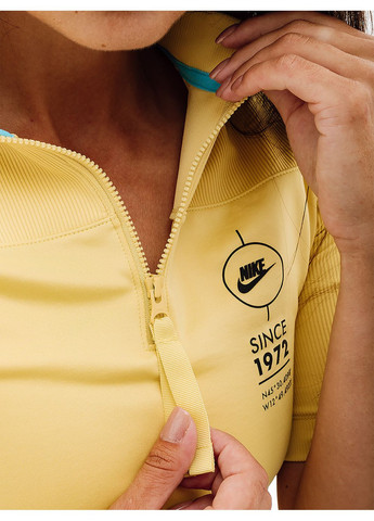 Жовта всесезон жіноча футболка w nsw top ss rib su жовтий Nike