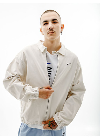 Бежева демісезонна чоловіча куртка m nl harrington jacket cord бежевий Nike