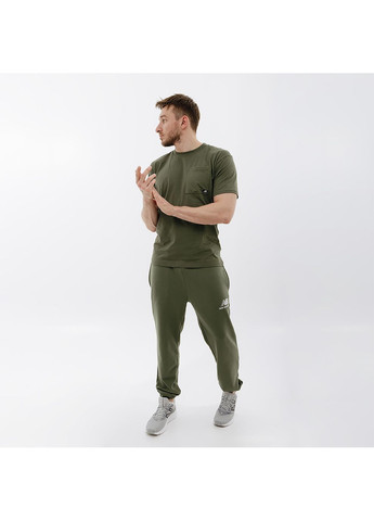 Зеленая мужская футболка essentials reimagined зеленый New Balance