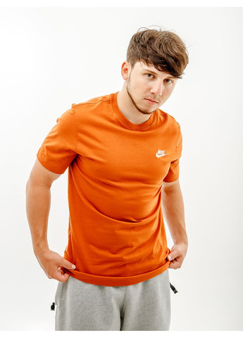 Оранжевая мужская футболка m nsw club tee оранжевый Nike