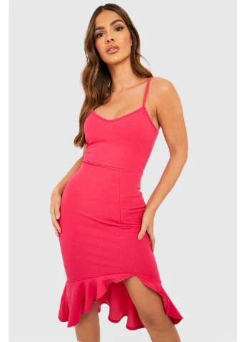Малиновое повседневный платье Boohoo однотонное