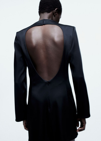 Черное праздничный платье H&M однотонное