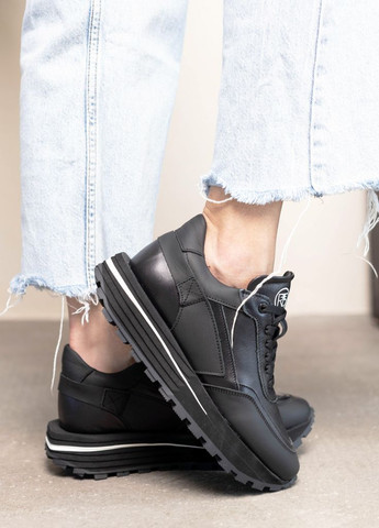 Черные демисезонные кроссовки женские кожаные на осень Rispetto