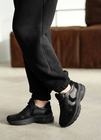 Чорні осінні кросівки жіночі шкіра-замша Zumer