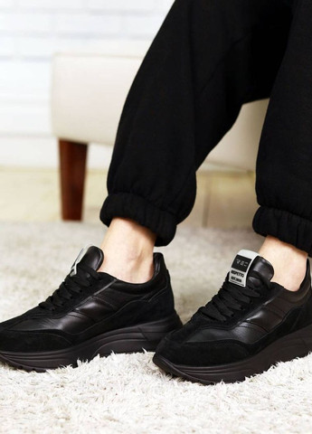Чорні осінні кросівки жіночі шкіряні Rispetto