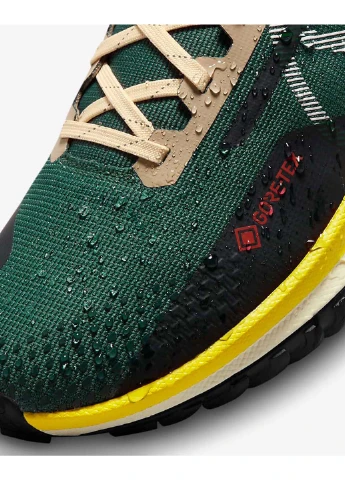 Цветные демисезонные кроссовки react pegasus trail 4 gtx Nike