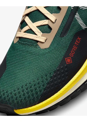 Цветные демисезонные кроссовки react pegasus trail 4 gtx Nike