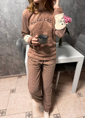 Бежевая зимняя пижама женская "" надпис флис, махра бежева r7 кофта + брюки Favor