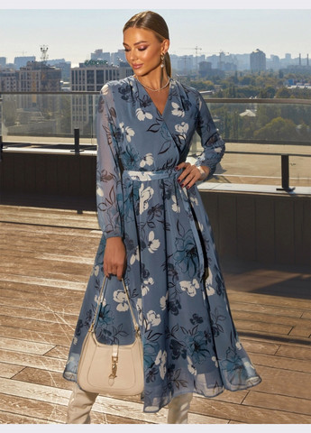 Серое платье серого цвета с принтом и юбкой-полусолнце Dressa