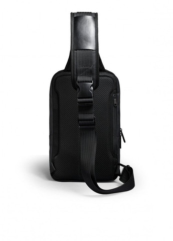 Рюкзак з однією лямкою (крос боді) MR7369 з USB об'єм 7,6л. Чорний (MR7369-00-2600UA) Mark Ryden (270013857)