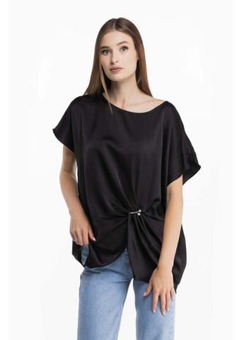 Чорна блузка Esay