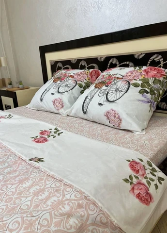 Постільна білизна бавовняна Квіти Двоспальна 180 x 220 Бязь Білий 70 х 70 No Brand (270469772)