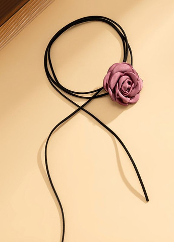 Чокер на шию Троянда лілова з атласу на замшовому шнурку No Brand (270365589)