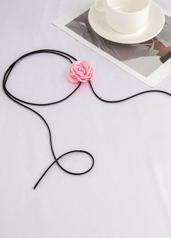 Чокер на шею Роза розовая из атласа на замшевом шнурке No Brand (270365602)
