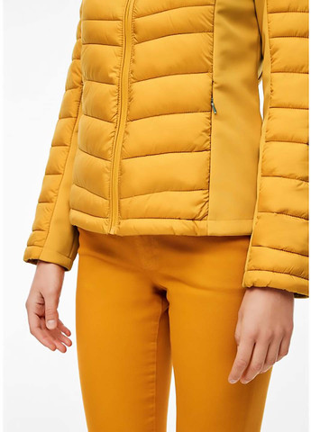 Жовта зимня куртка S.Oliver