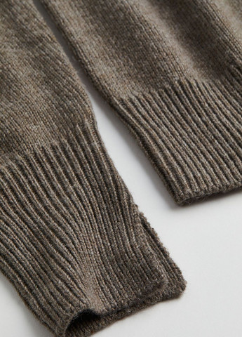 Серо-коричневый зимний свитер H&M