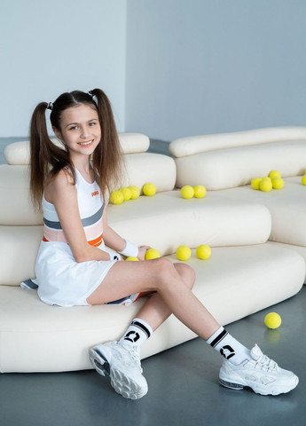 Білий демісезонний комплект спортивний, дитячий, для гри в теніс, дівчаткам, wings (сукня, велосипедки, шкарпетки та напульсники) Paka