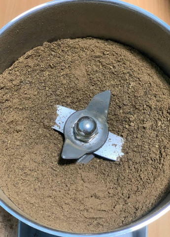 Перець духмяний свіжомелений з горошку 500 грам No Brand (271123868)