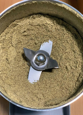 Перець білий свіжомелений з горошку 100 грам No Brand (271123830)