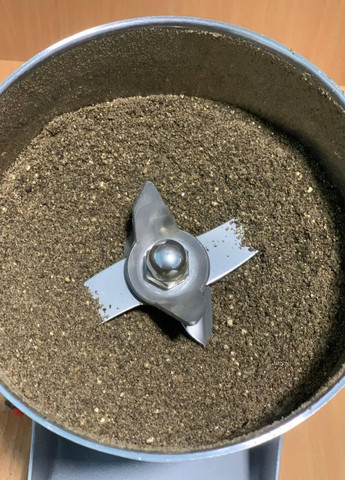 Перець чорний свіжомелений з горошку 500 грам No Brand (271124196)