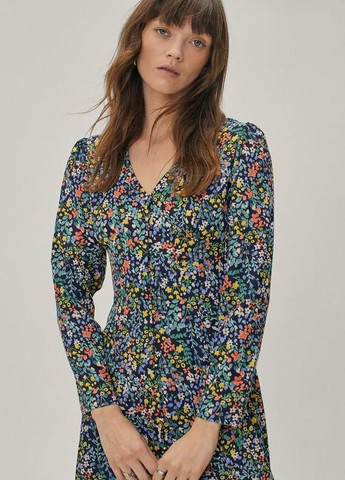 Черное платье Nasty Gal