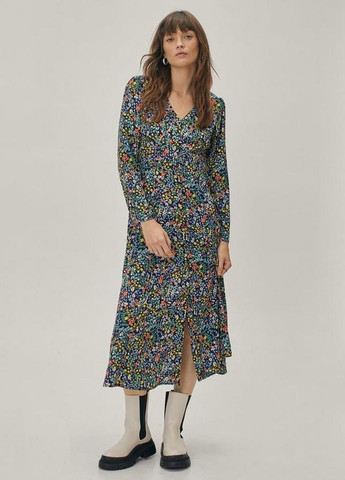 Черное платье Nasty Gal