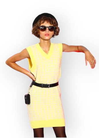 Жёлтое теплое платье-жилет для девочки с поясом в комплекте tbt1160 To Be Too (271690528)