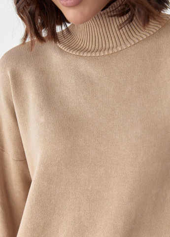 Светло-коричневый зимний женский свитер в технике тай-дай Lurex