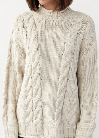 Бежевый зимний вязаный свитер с косами oversize Lurex