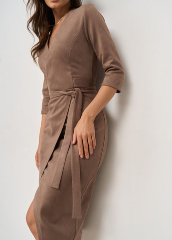 Темно-коричнева коктейльна плаття на запах FashionYouWant однотонна