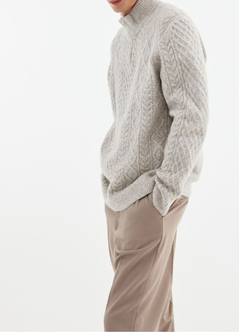 Серо-бежевый зимний свитер H&M