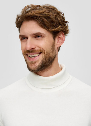 Белый демисезонный свитер S.Oliver
