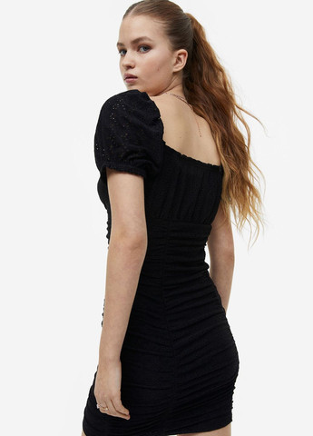 Чорна повсякденний сукня з вишивкою H&M однотонна