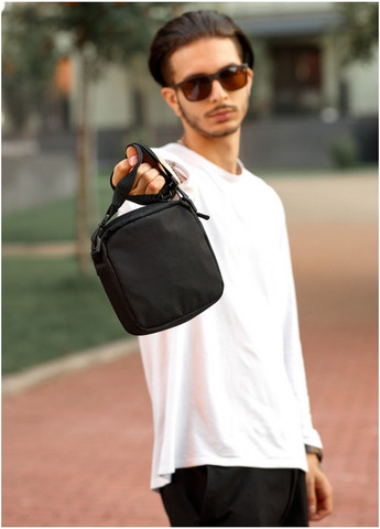 Чоловіча сумка 17х17х6 см Sambag (275074618)