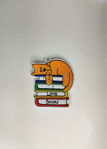 Нашивка, патч "I love books. Кот с книгами" (Наш0022) Westwood Decor (275646930)