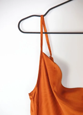Коричневое платье Missguided