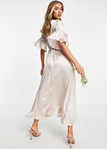 Розовое платье Asos