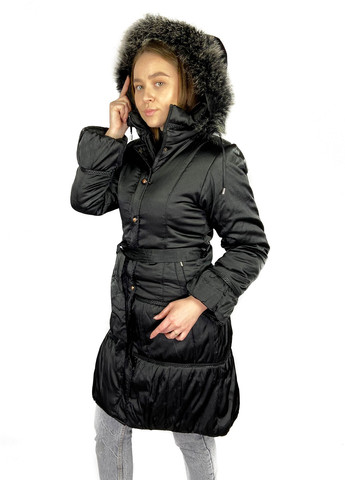 Чорна зимня куртка Mtp