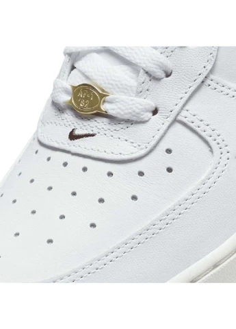 Білі кросівки чоловічі air force 1 07 premium dq7664-100 демісезон Nike