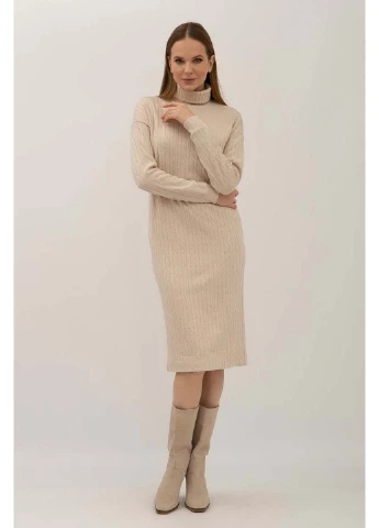 Бежева сукня Lesia