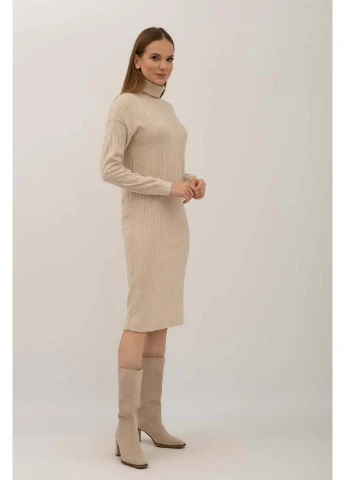 Бежева сукня Lesia