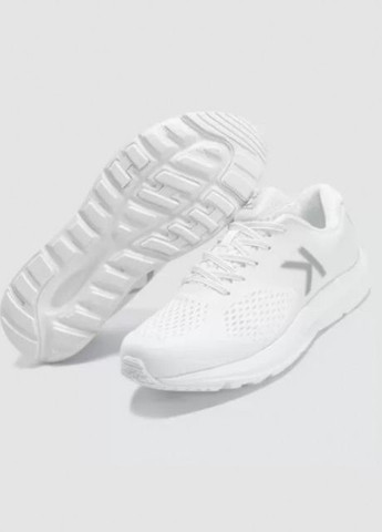 Белые кроссовки мужские белые yx80215072.9100 Kelme Модель