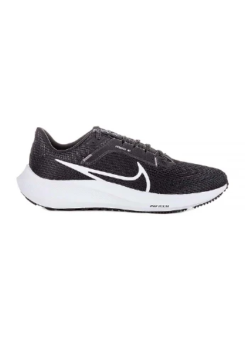 Кроссовки Женские AIR ZOOM PEGASUS 40 Nike чёрные демисезоны (276778339)