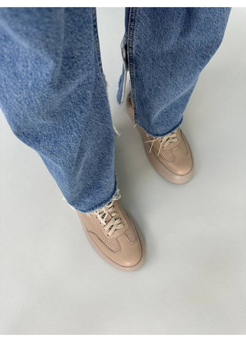 Бежеві шкіряні жіночі кеди VZUTIK