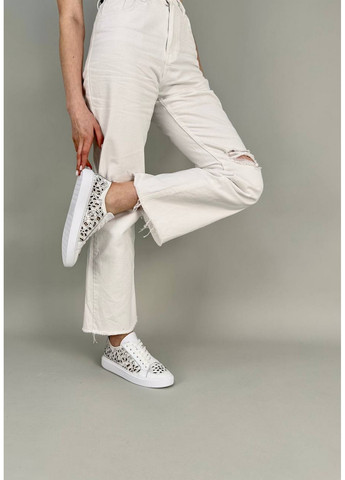 Білі шкіряні жіночі кеди VZUTIK