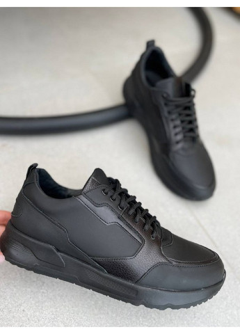 Черные всесезонные кожаные мужские кроссовки VZUTIK