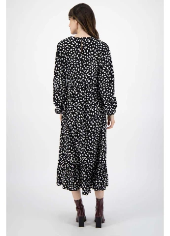 Черное платье Missguided однотонное