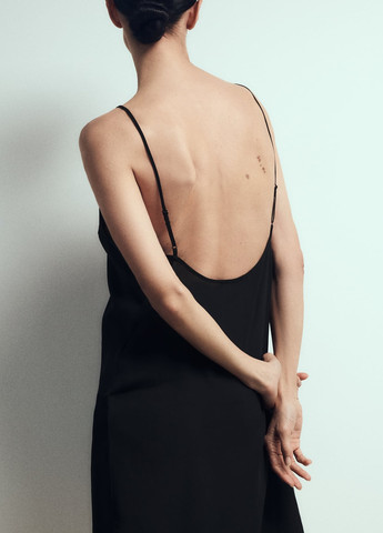Черное домашнее платье Zara однотонное