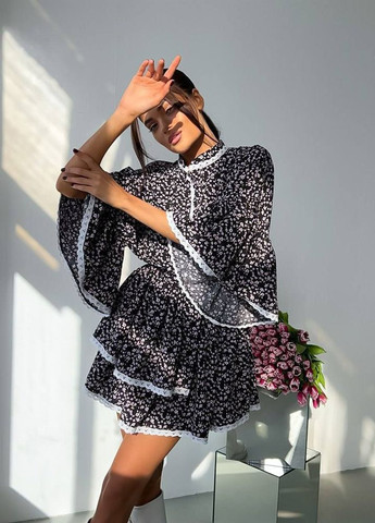 Черное нежное и невероятно романтичное платье Украина с цветочным принтом